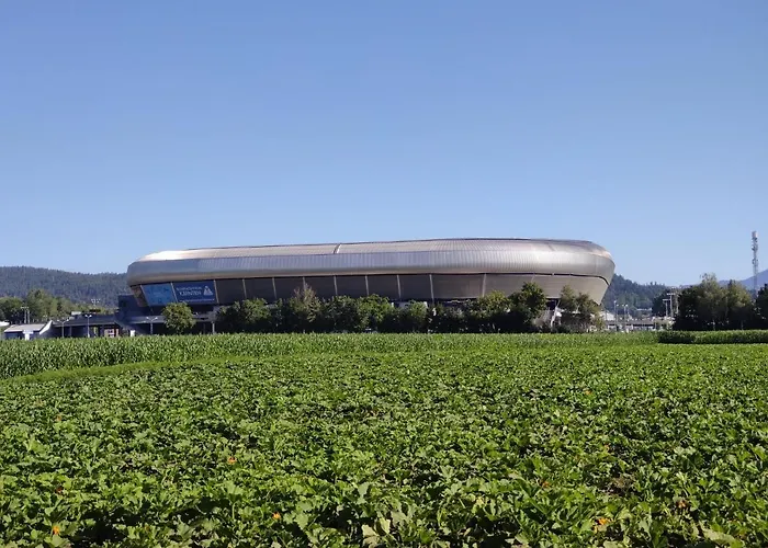 Karawankenblickstrasse קלגנפורט